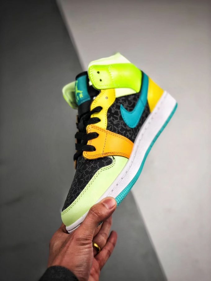 The Air Jordan 1 Mid SE GS Aurora Green Sneaker Top Quality Fake RepShoes 04