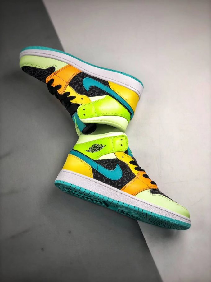 The Air Jordan 1 Mid SE GS Aurora Green Sneaker Top Quality Fake RepShoes 08