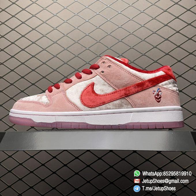 RepSneakers StrangeLove x Dunk Low SB Valentines Day SKU CT2552 800 1