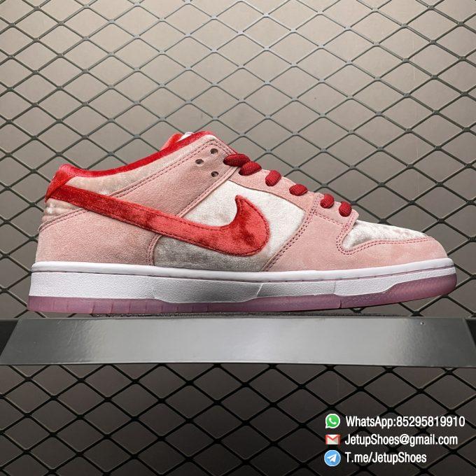 RepSneakers StrangeLove x Dunk Low SB Valentines Day SKU CT2552 800 2